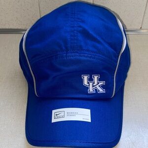 Nike Fit Women's Royal Blue University of Kentucky UK‎ Logo baseball Hat NWT